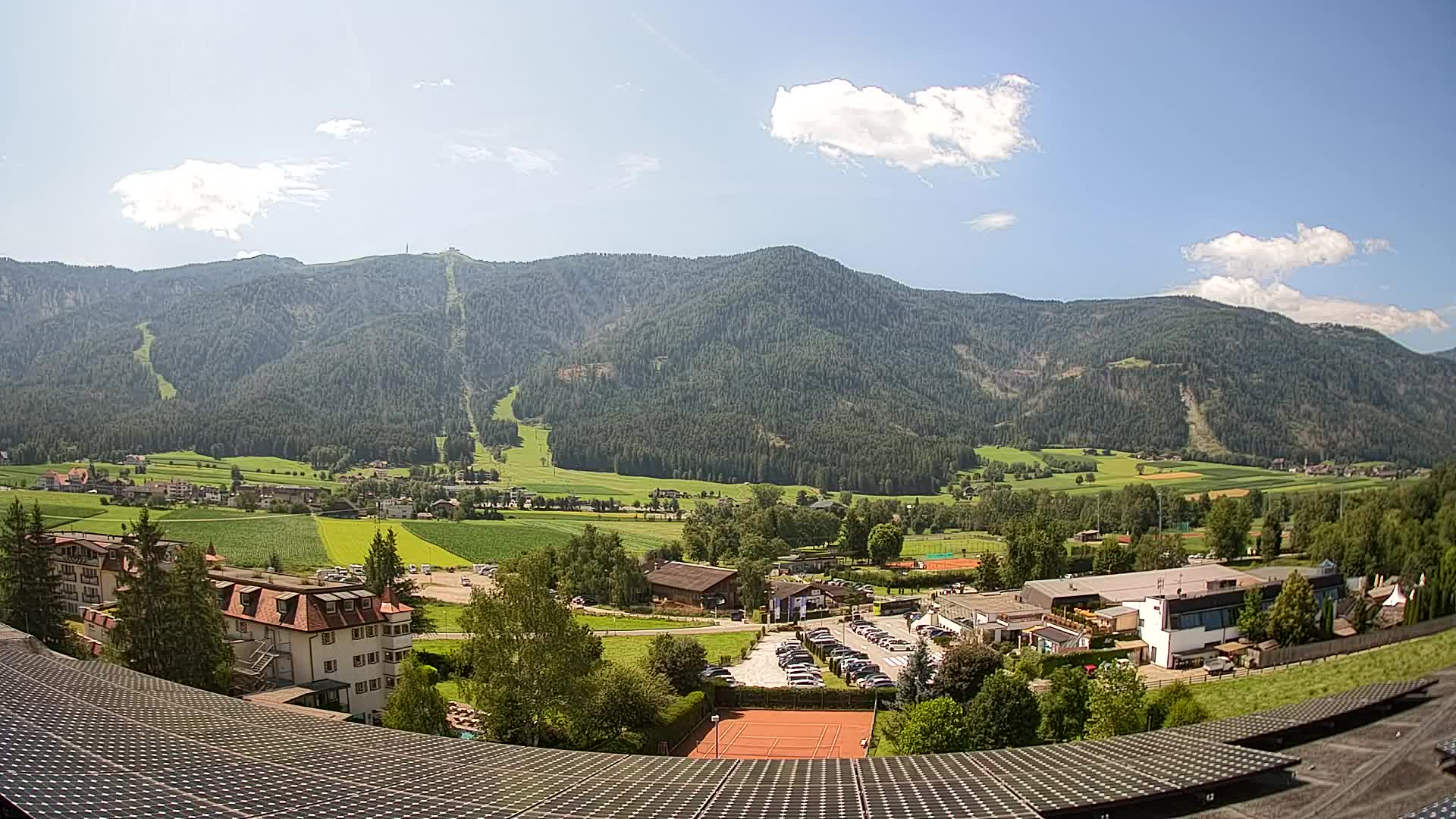 Spletna kamera Riscone | Hotel Olympia | Pogled na Kronplatz