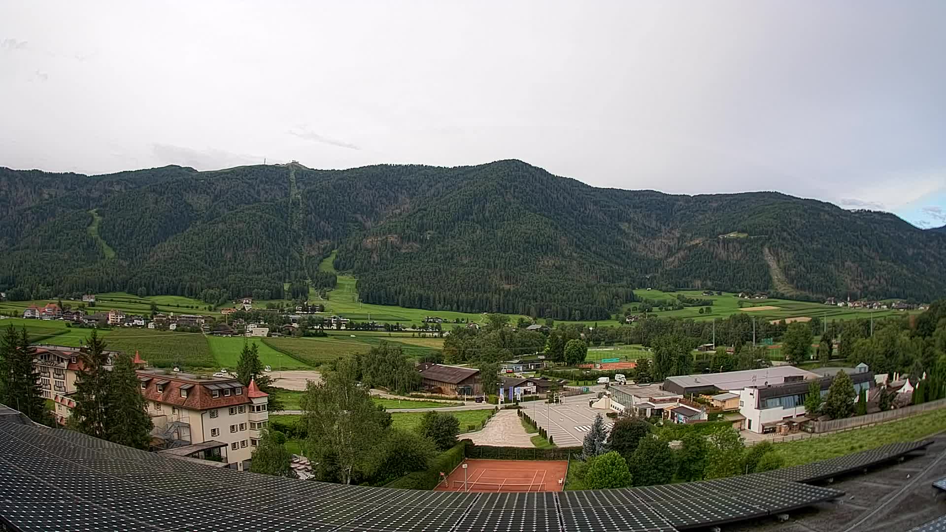 Spletna kamera Riscone | Hotel Olympia | Pogled na Kronplatz