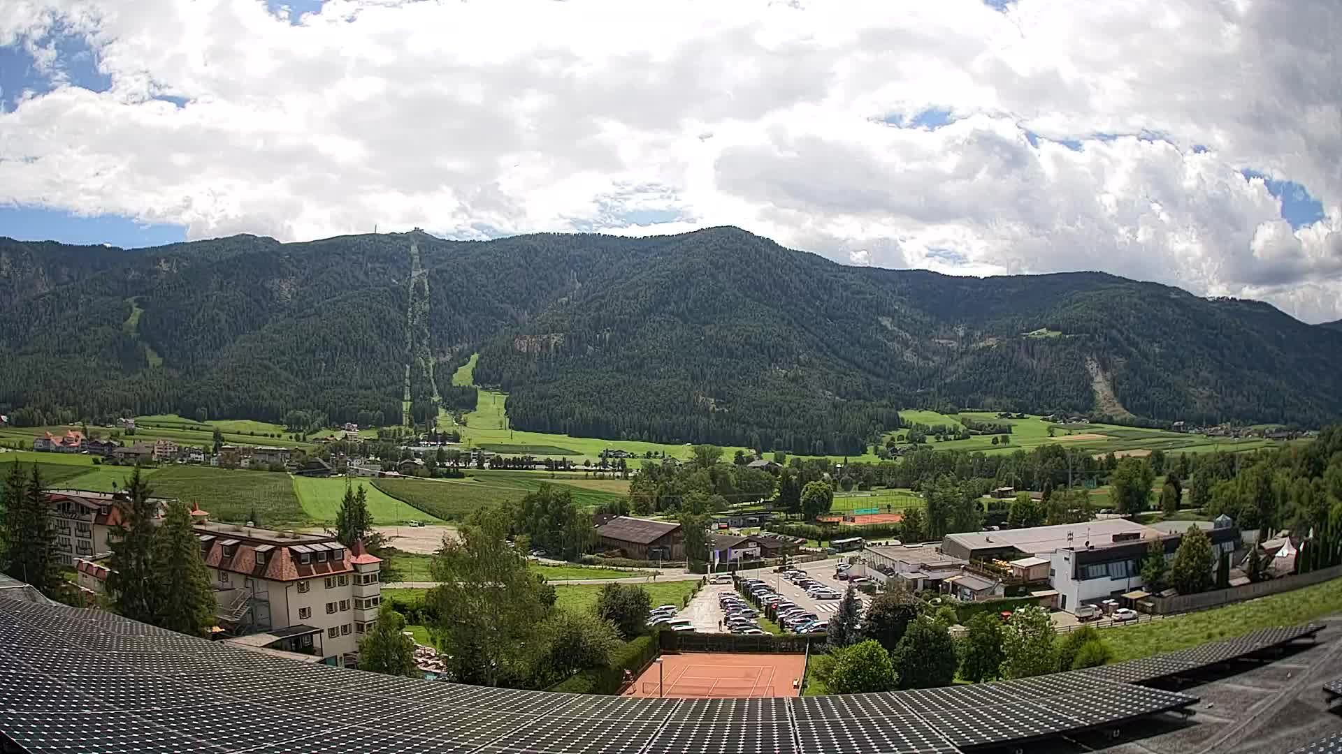 Spletna kamera Riscone | Hotel Olympia | Pogled na Kronplatz