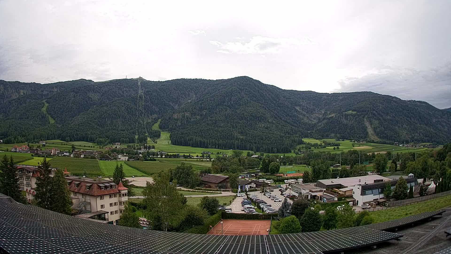 Spletna kamera Riscone | Hotel Olympia | Pogled na Kronplatz