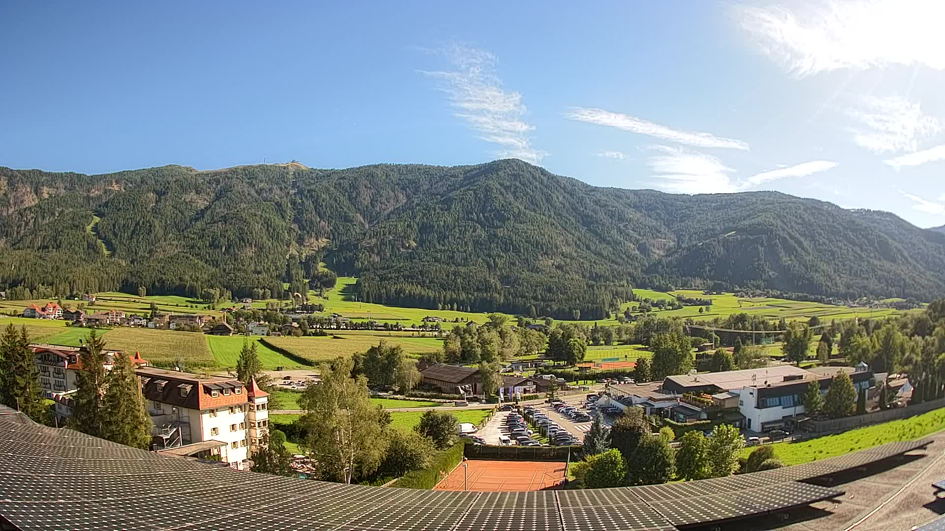 Spletna kamera Riscone | Hotel Olympia | Pogled na Kronplatz