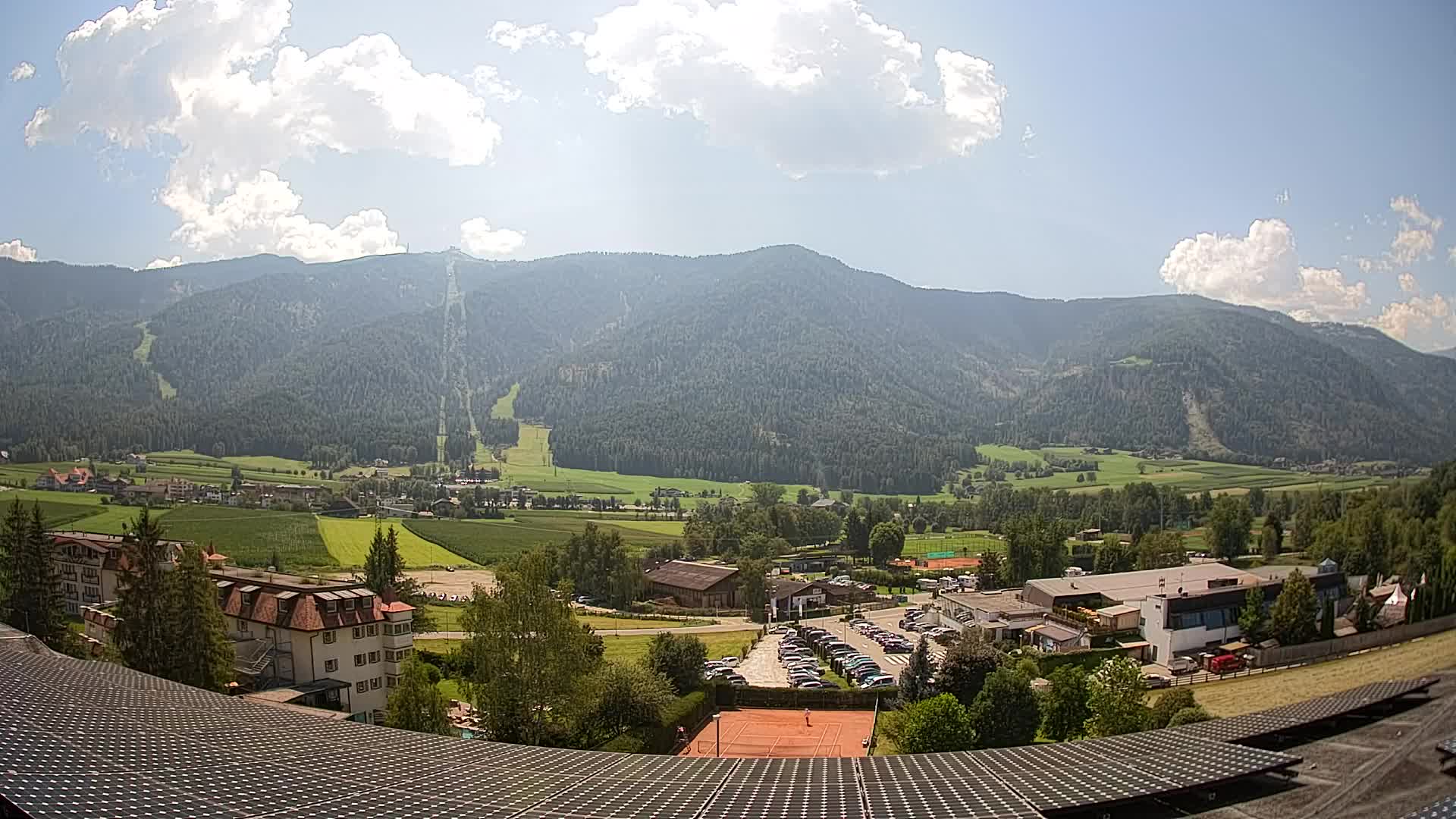 Web kamera Riscone | Hotel Olympia | Pogled na Kronplatz