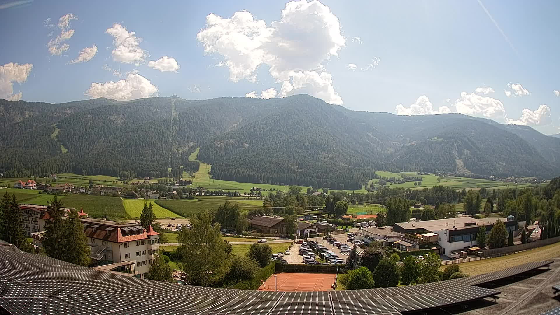 Web kamera Riscone | Hotel Olympia | Pogled na Kronplatz