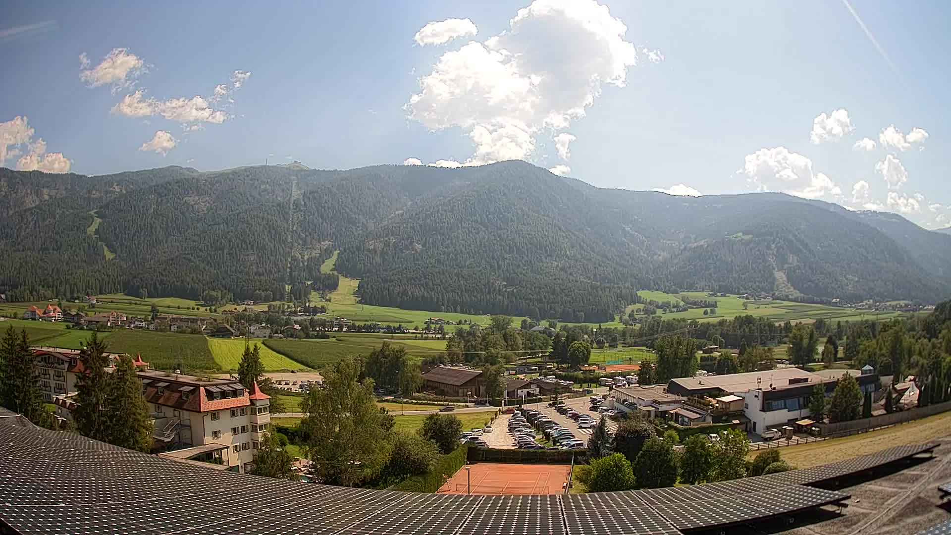 Spletna kamera Riscone | Hotel Olympia | Pogled na Kronplatz