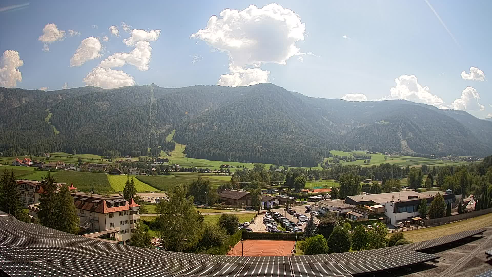 Web kamera Riscone | Hotel Olympia | Pogled na Kronplatz