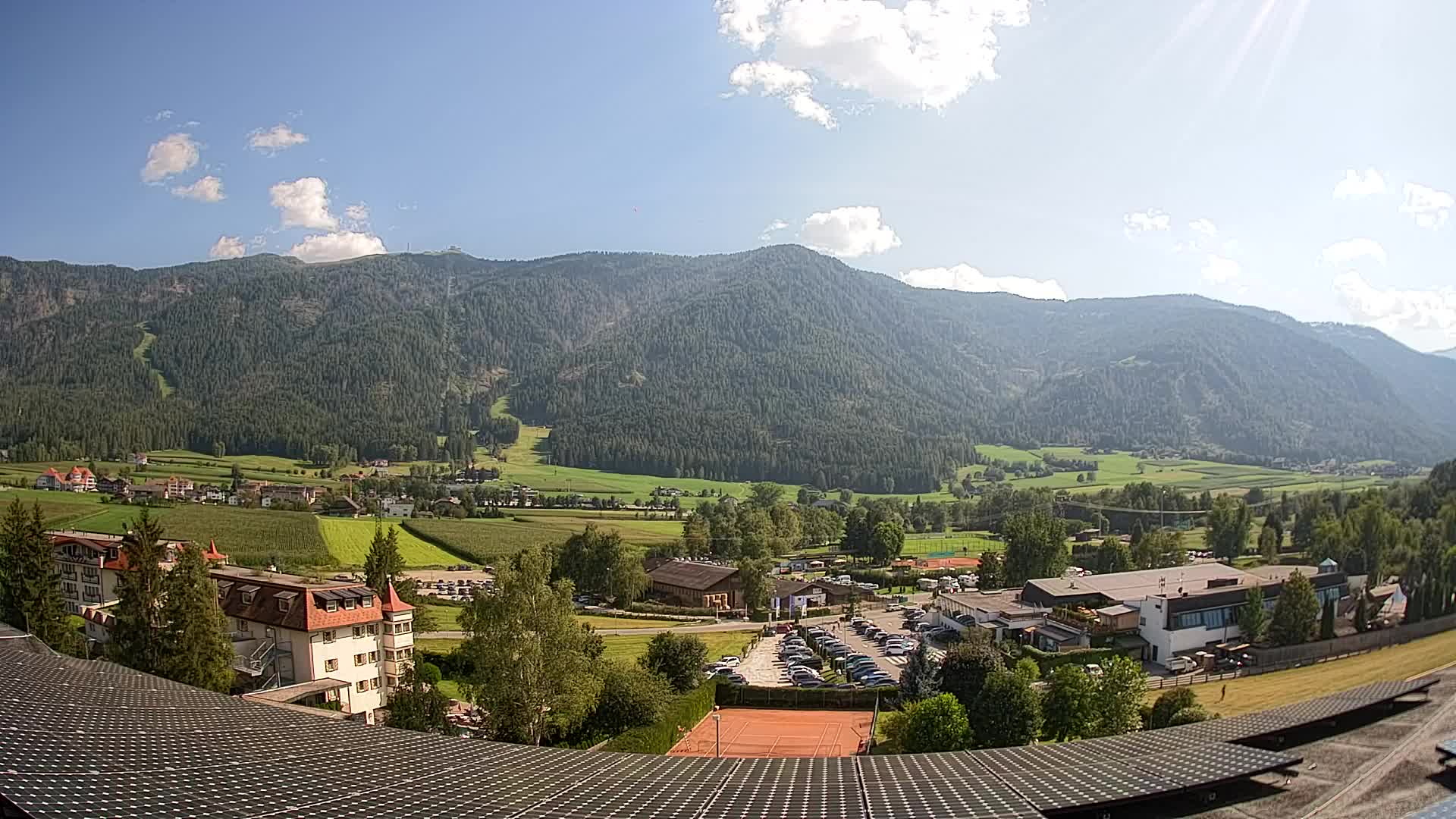 Web kamera Riscone | Hotel Olympia | Pogled na Kronplatz