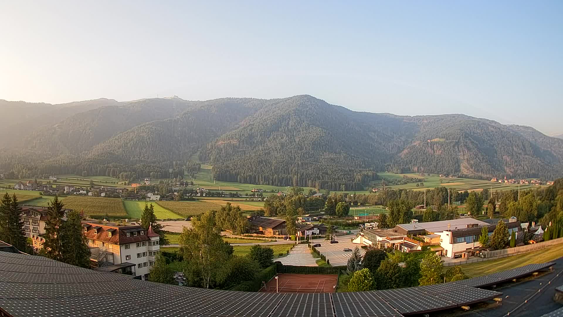 Spletna kamera Riscone | Hotel Olympia | Pogled na Kronplatz
