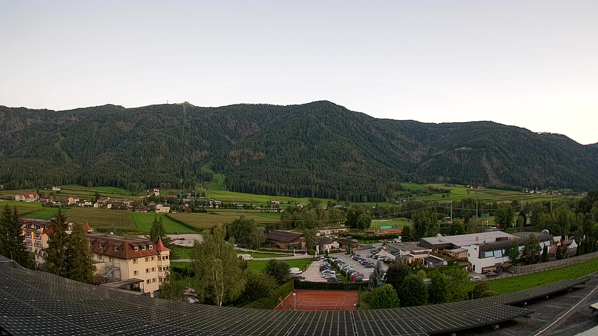 Spletna kamera Riscone | Hotel Olympia | Pogled na Kronplatz
