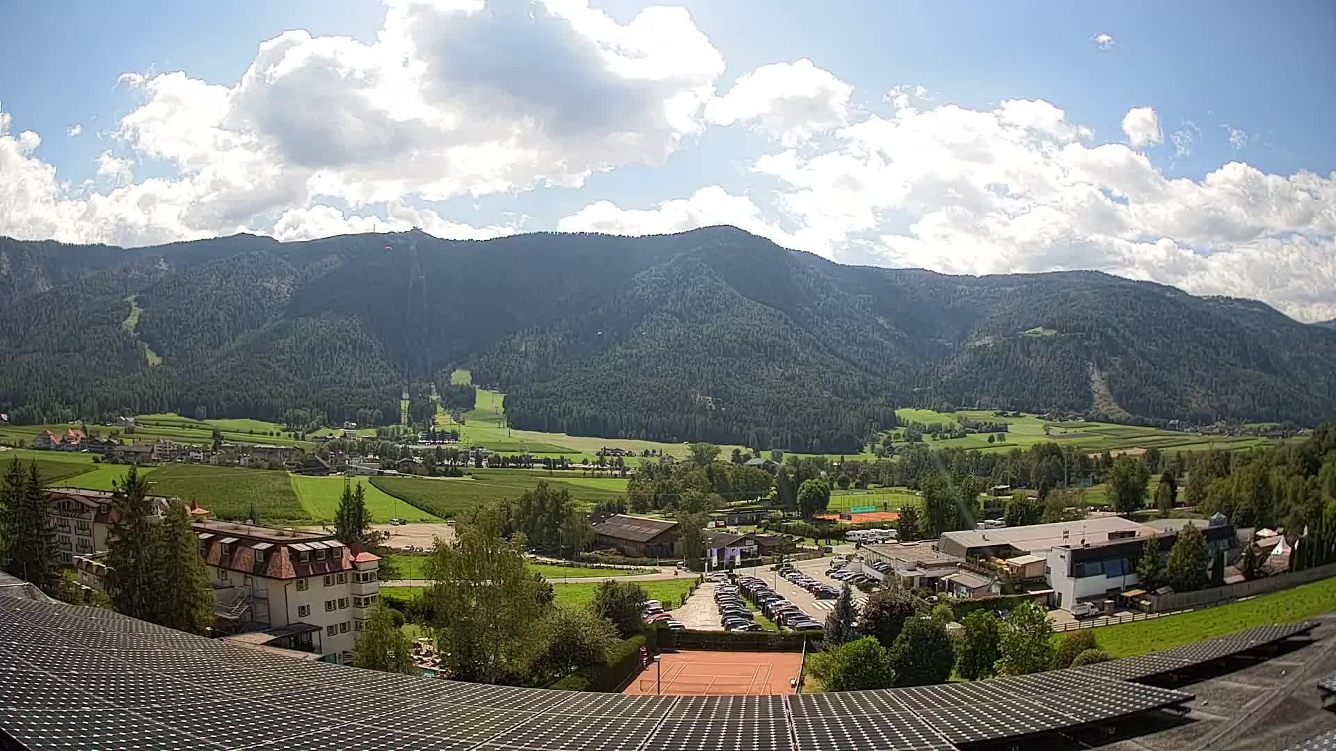 Spletna kamera Riscone | Hotel Olympia | Pogled na Kronplatz