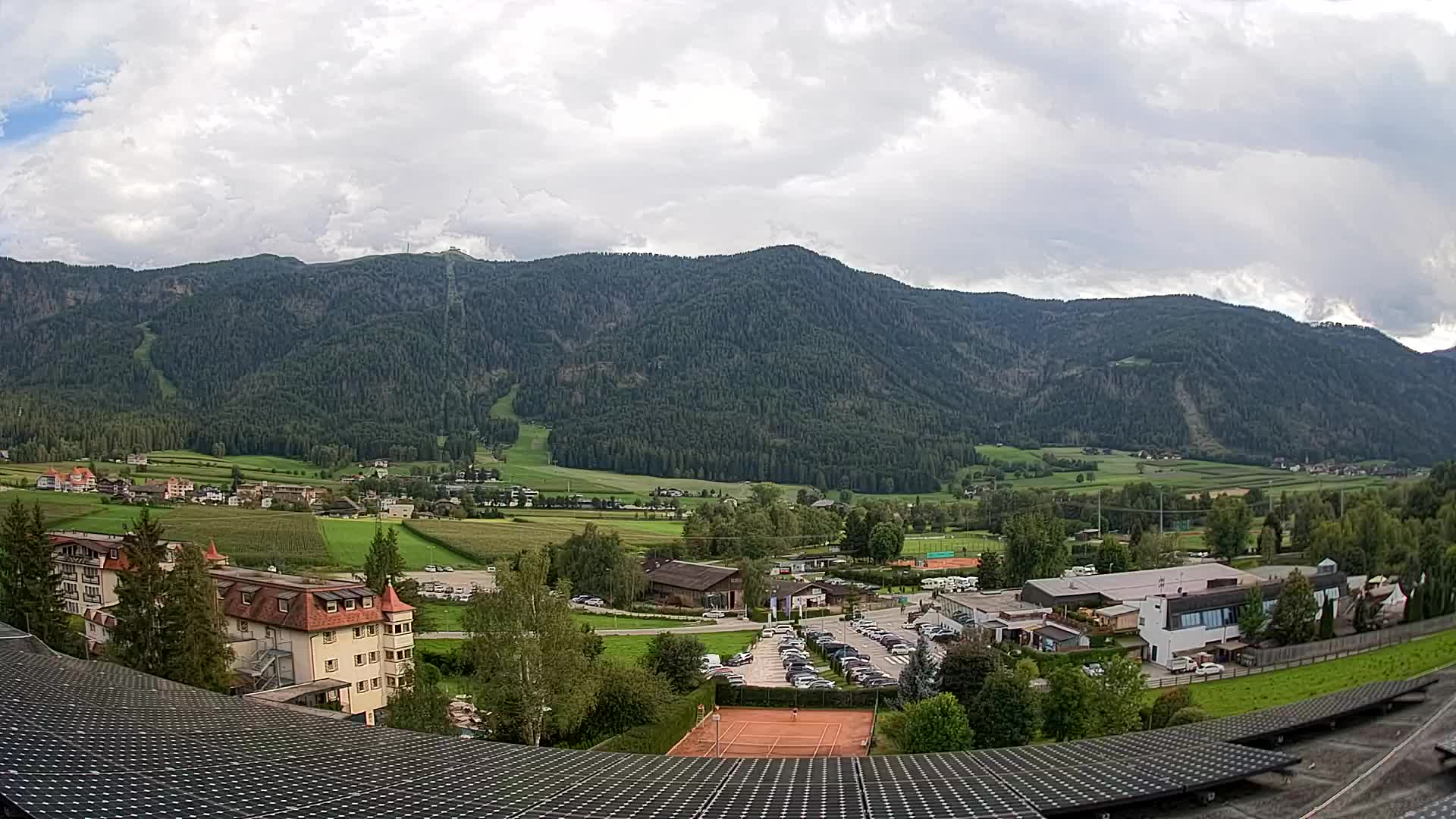 Spletna kamera Riscone | Hotel Olympia | Pogled na Kronplatz
