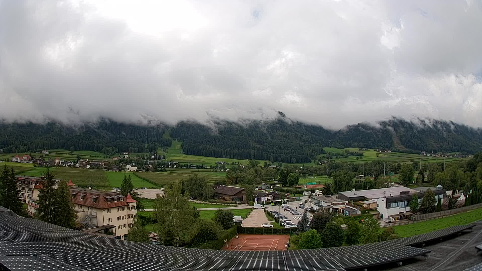 Spletna kamera Riscone | Hotel Olympia | Pogled na Kronplatz