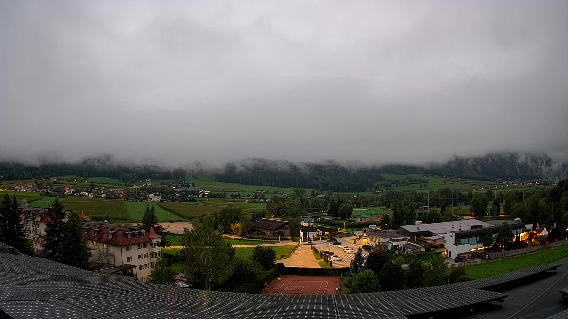 Web kamera Riscone | Hotel Olympia | Pogled na Kronplatz