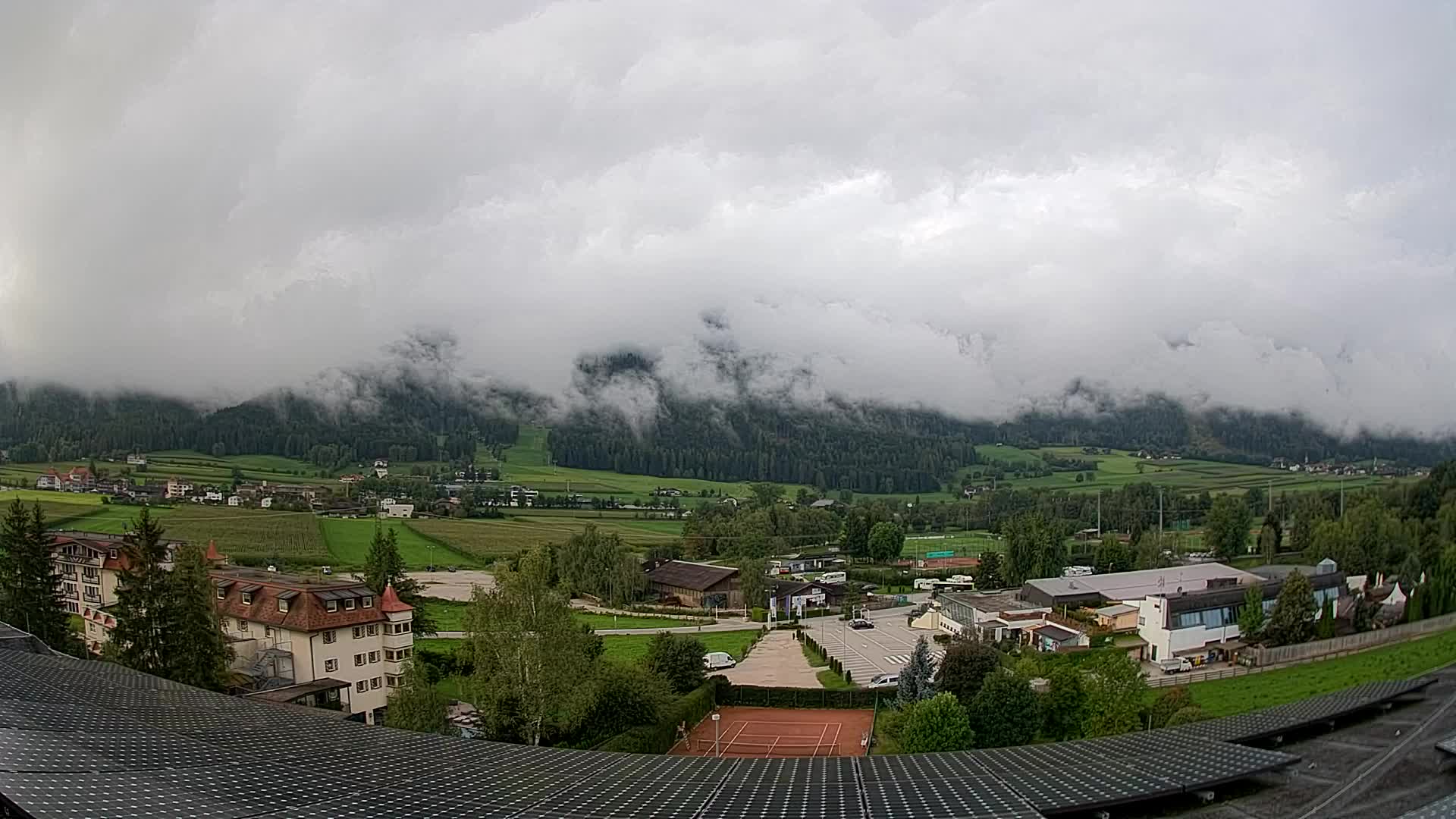 Spletna kamera Riscone | Hotel Olympia | Pogled na Kronplatz