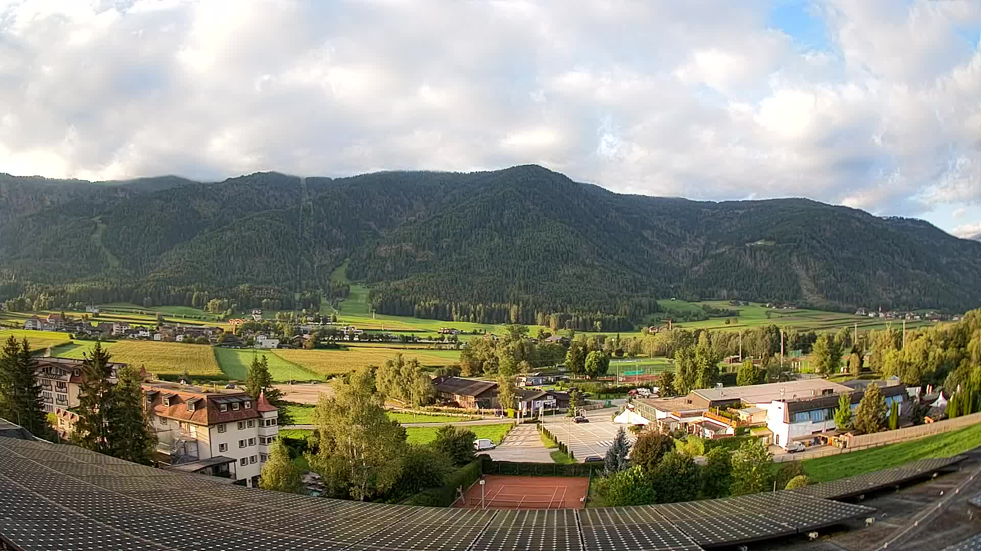 Webcam Riscone | Hotel Olympia | Kronplatz view