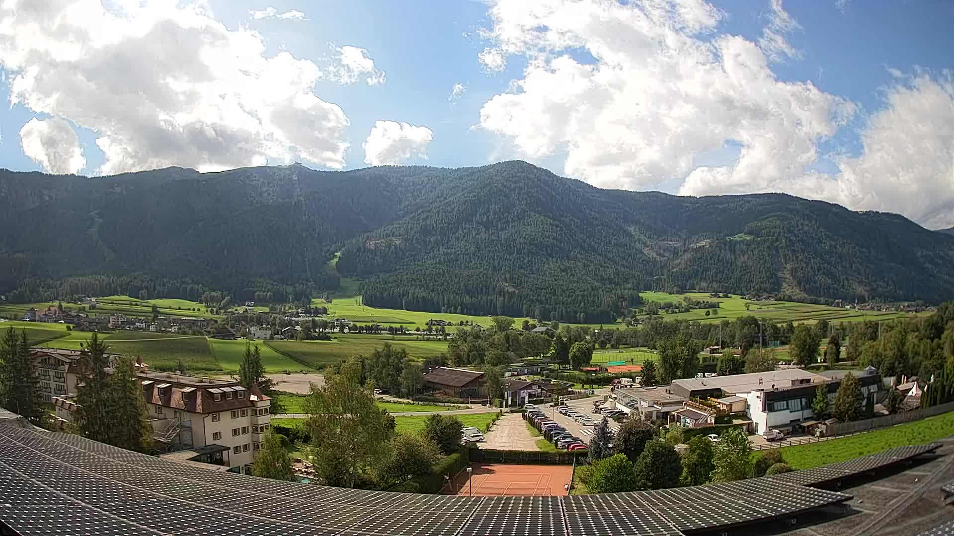 Webcam Riscone | Hotel Olympia | Vista su Plan de Corones