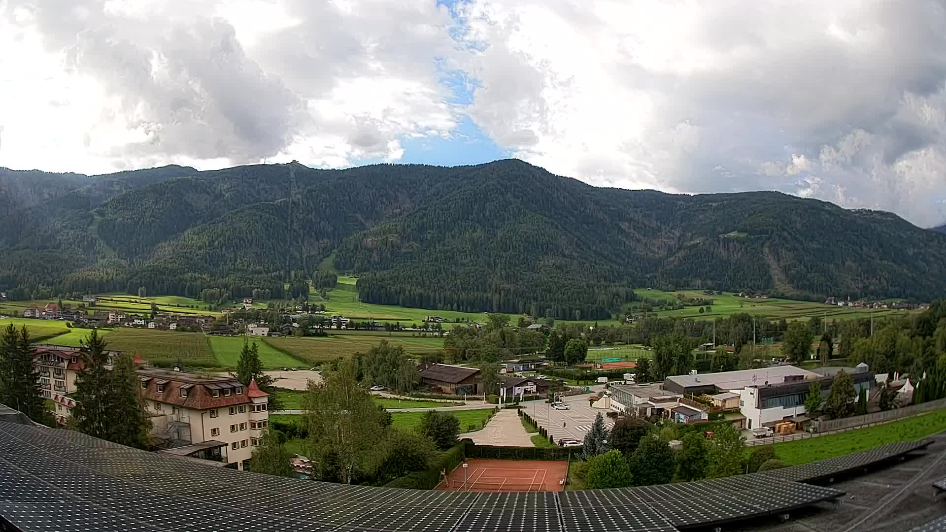 Webcam Riscone | Hotel Olympia | Kronplatz view