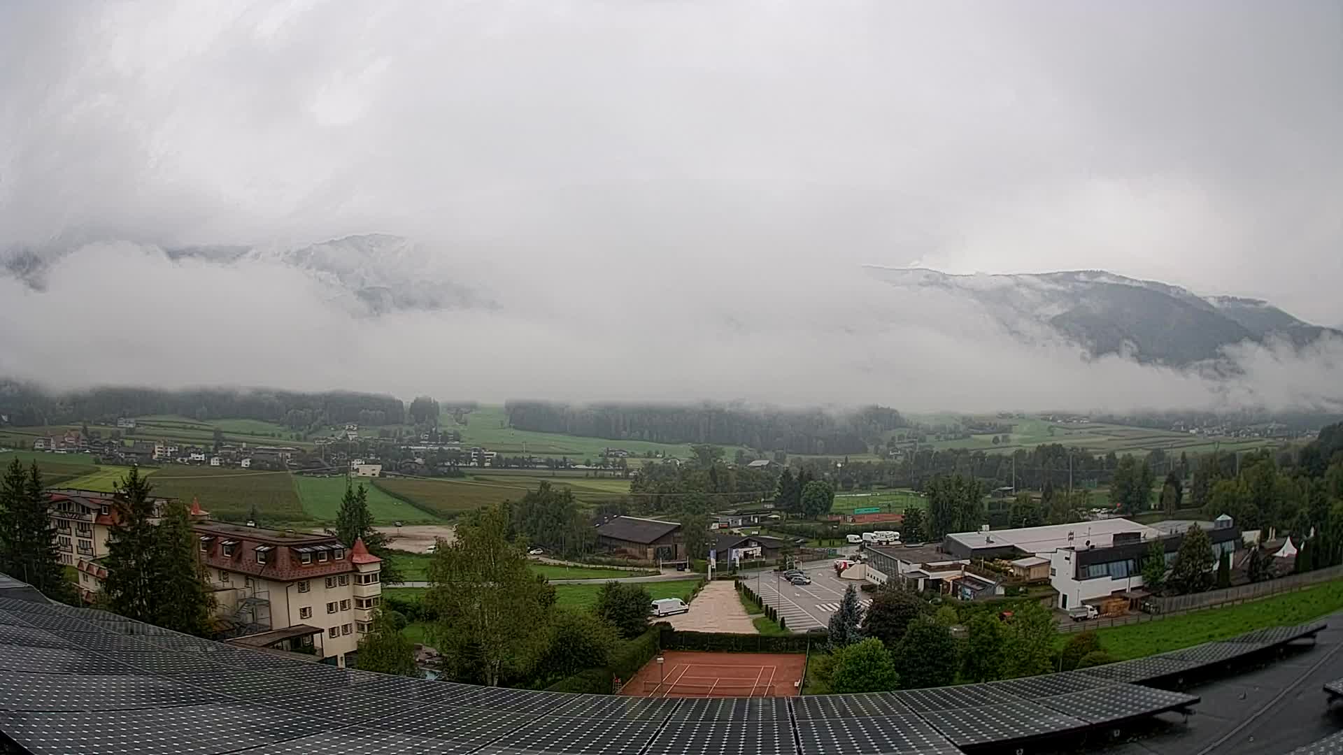 Web kamera Riscone | Hotel Olympia | Pogled na Kronplatz
