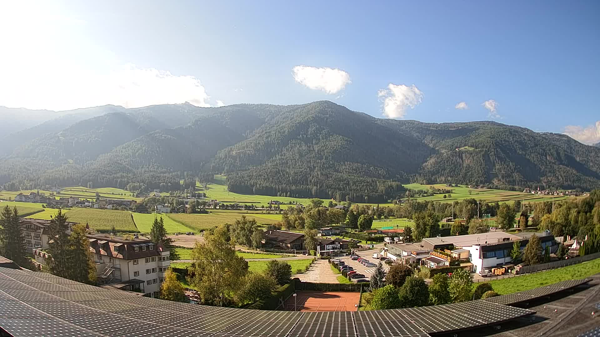 Spletna kamera Riscone | Hotel Olympia | Pogled na Kronplatz