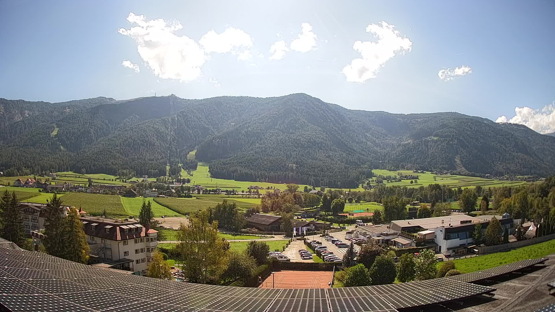 Webcam Riscone | Hotel Olympia | Kronplatz view