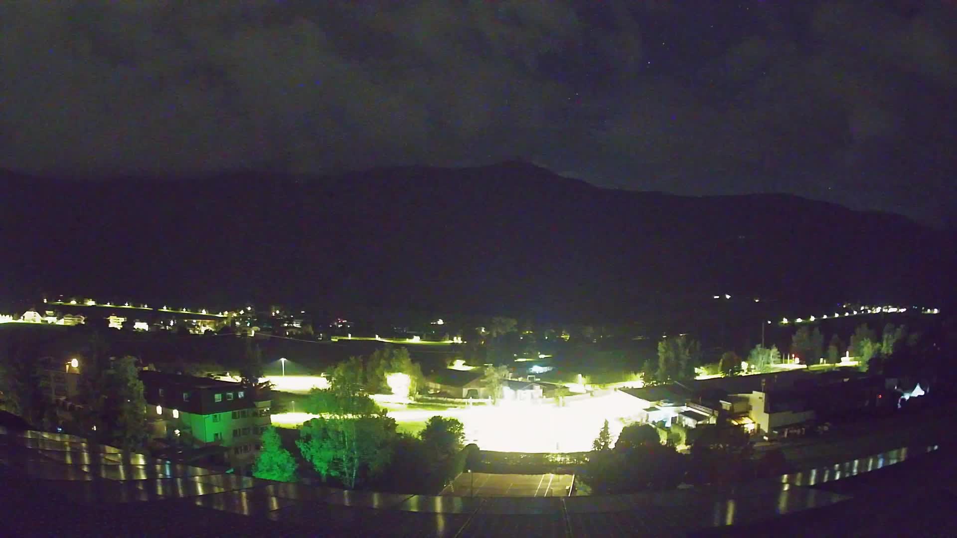 Web kamera Riscone | Hotel Olympia | Pogled na Kronplatz