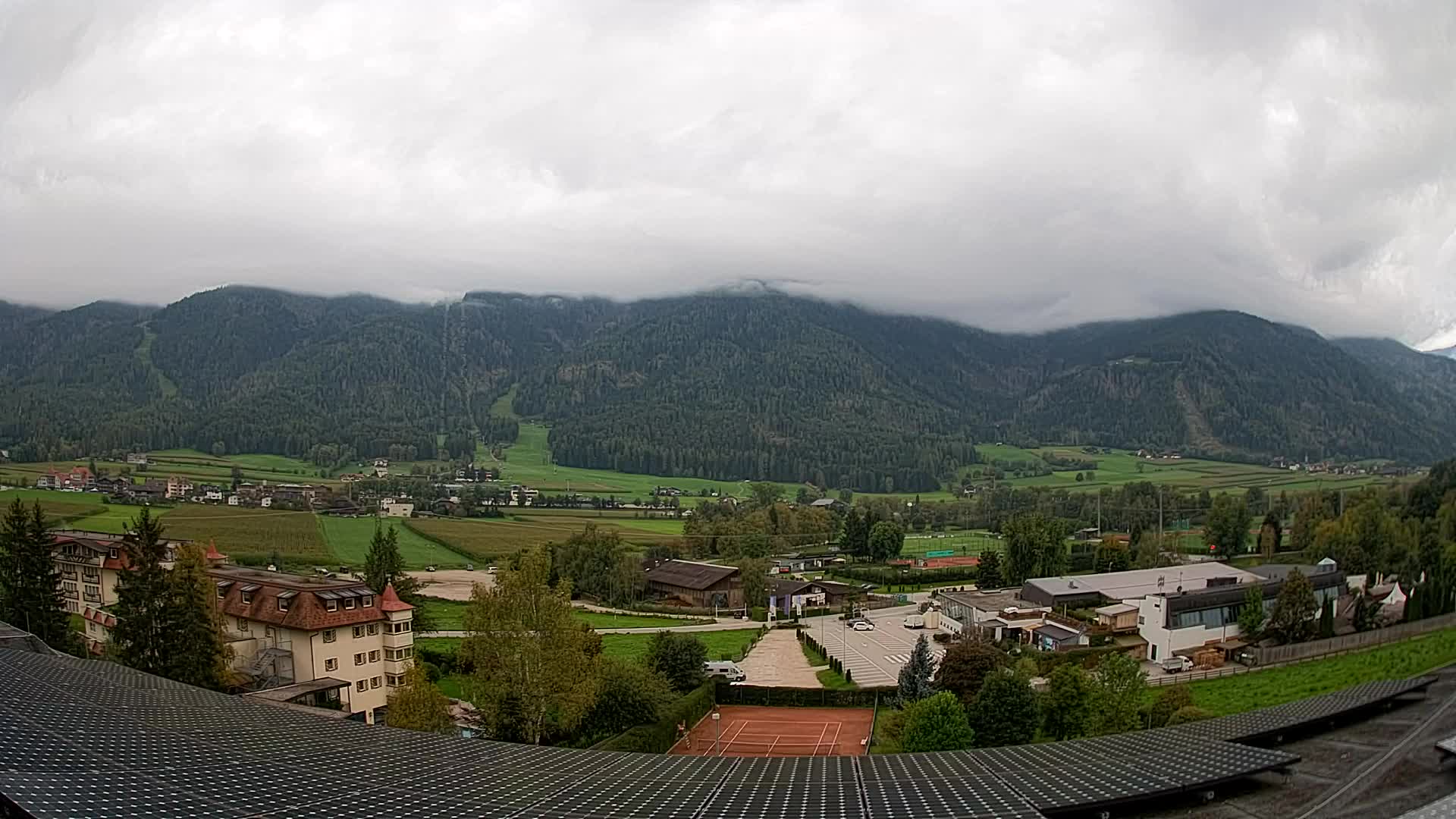 Spletna kamera Riscone | Hotel Olympia | Pogled na Kronplatz