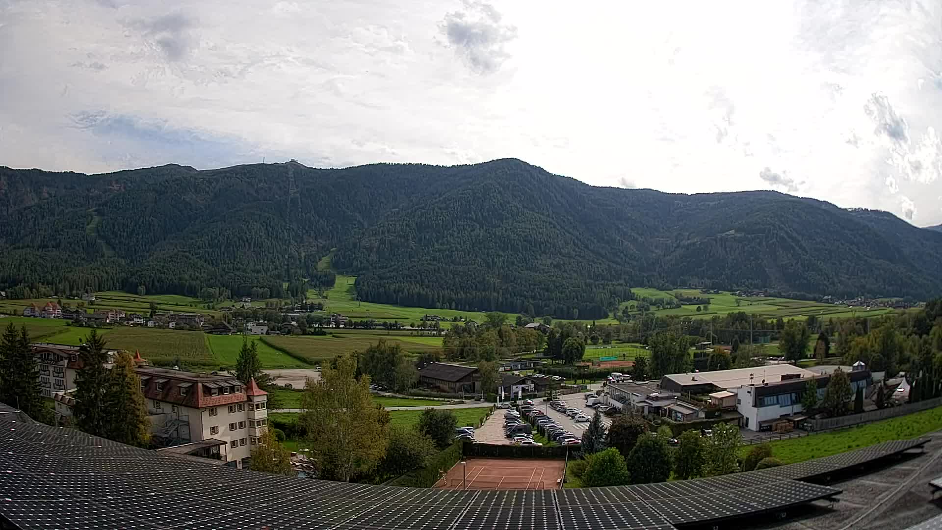 Spletna kamera Riscone | Hotel Olympia | Pogled na Kronplatz
