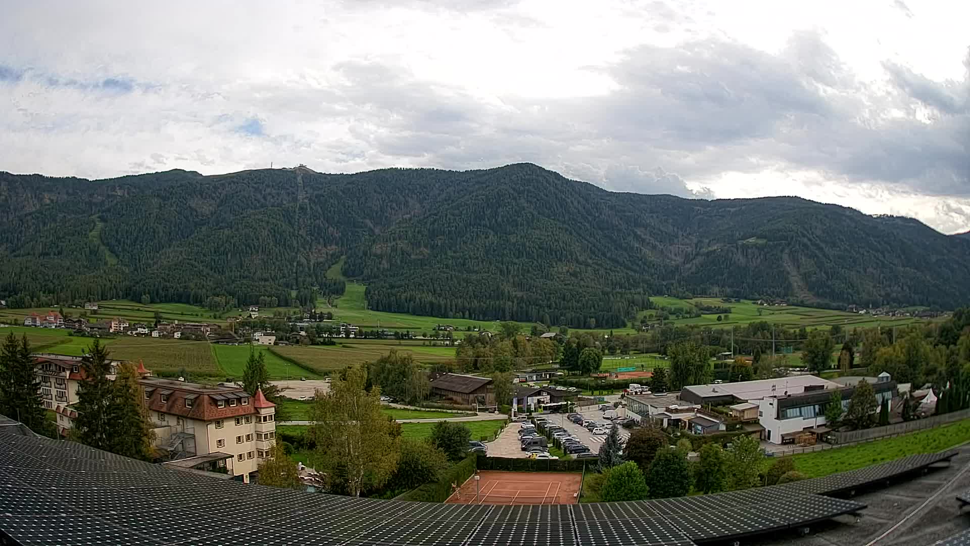 Spletna kamera Riscone | Hotel Olympia | Pogled na Kronplatz