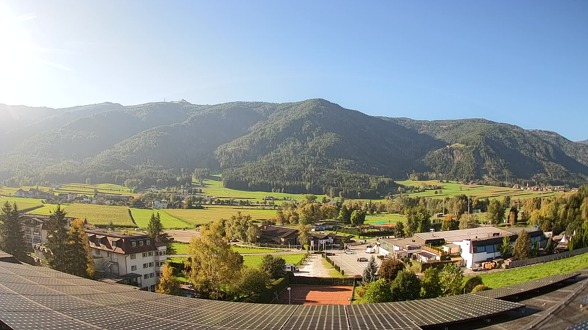 Spletna kamera Riscone | Hotel Olympia | Pogled na Kronplatz