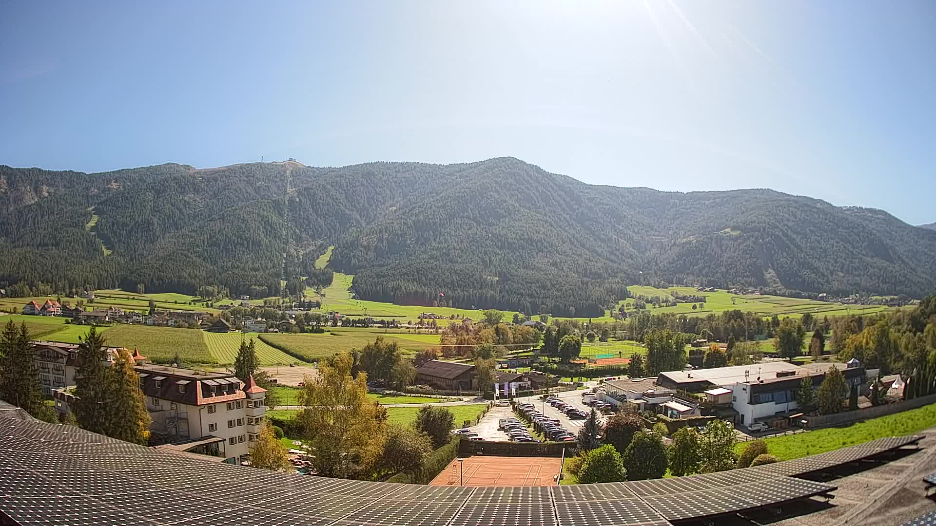 Web kamera Riscone | Hotel Olympia | Pogled na Kronplatz