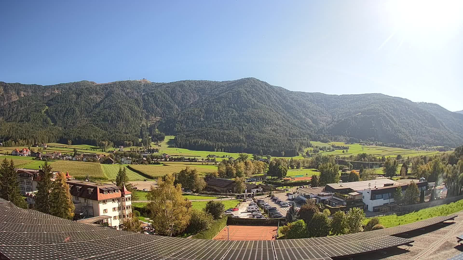 Web kamera Riscone | Hotel Olympia | Pogled na Kronplatz