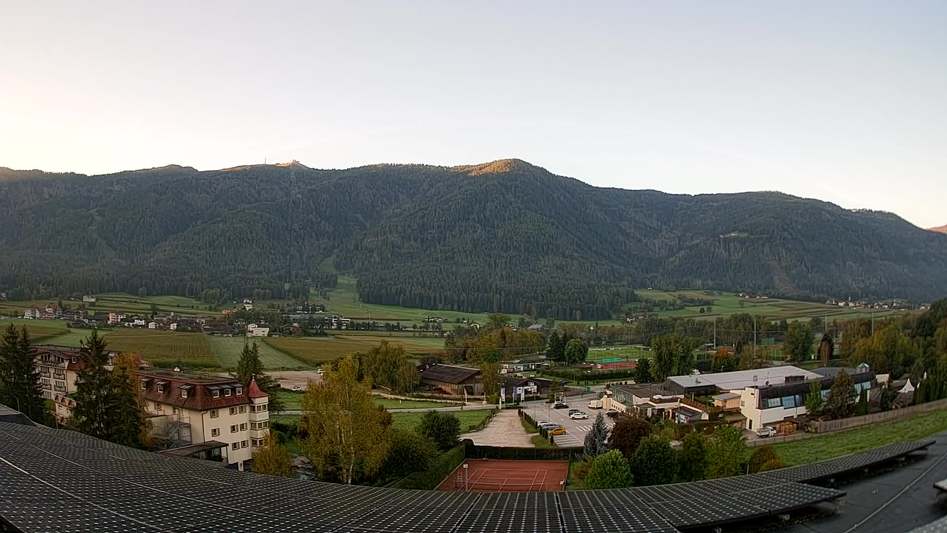 Spletna kamera Riscone | Hotel Olympia | Pogled na Kronplatz