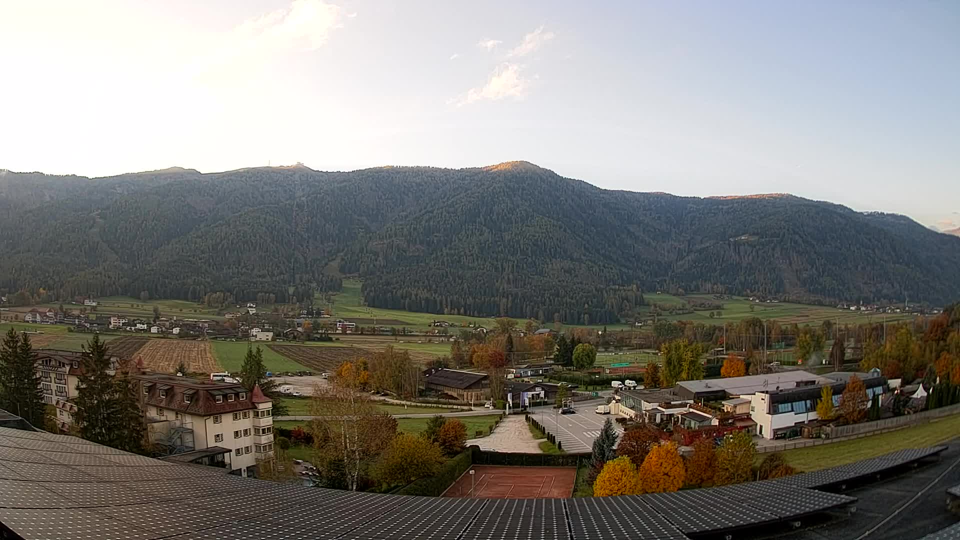 Web kamera Riscone | Hotel Olympia | Pogled na Kronplatz
