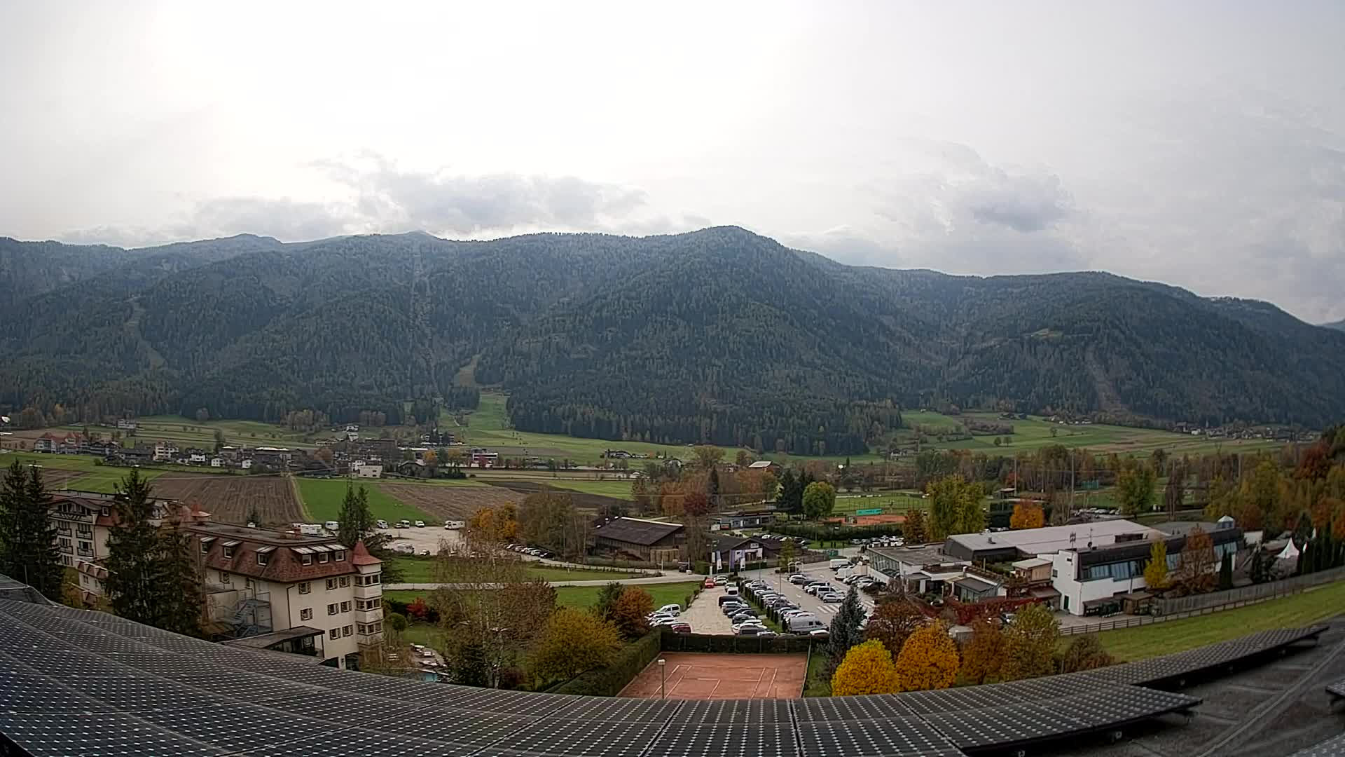 Web kamera Riscone | Hotel Olympia | Pogled na Kronplatz