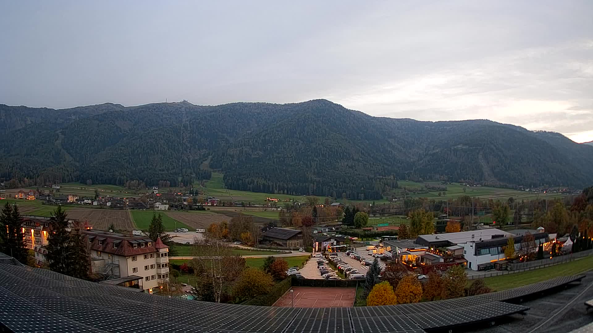 Spletna kamera Riscone | Hotel Olympia | Pogled na Kronplatz