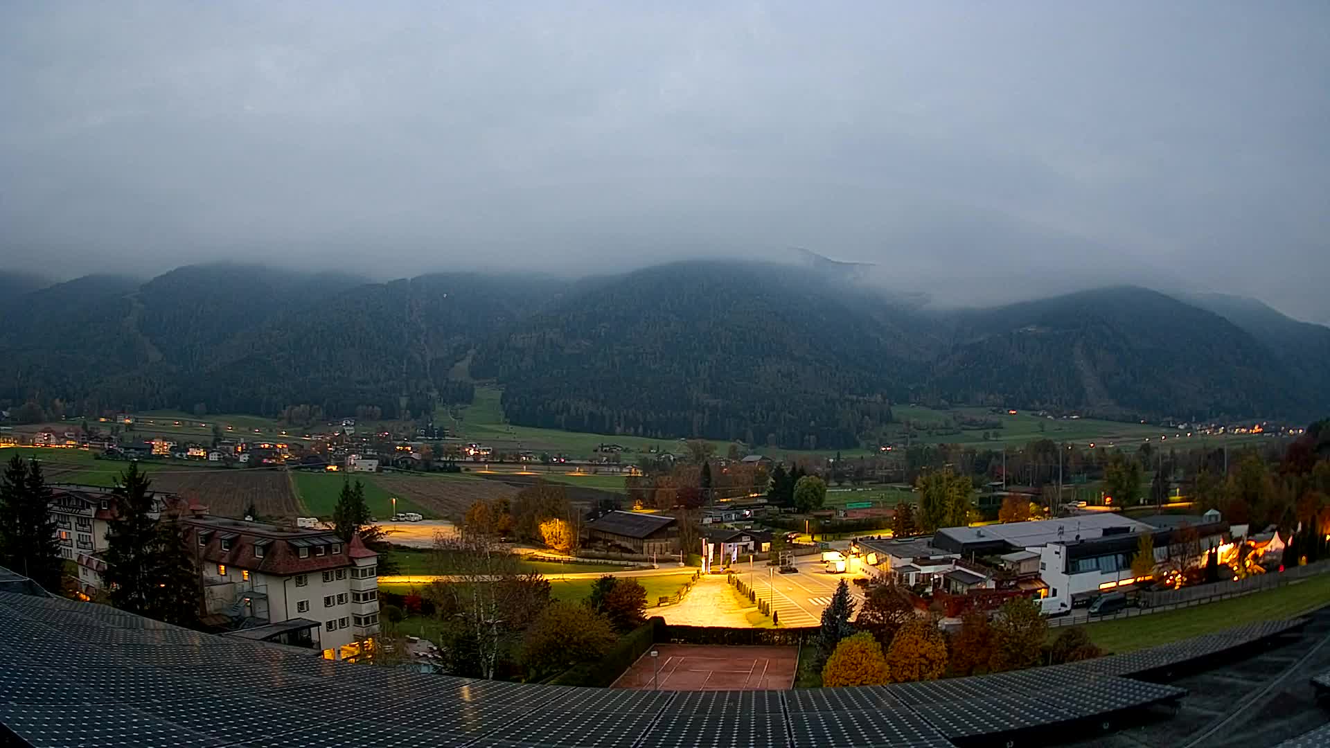 Web kamera Riscone | Hotel Olympia | Pogled na Kronplatz
