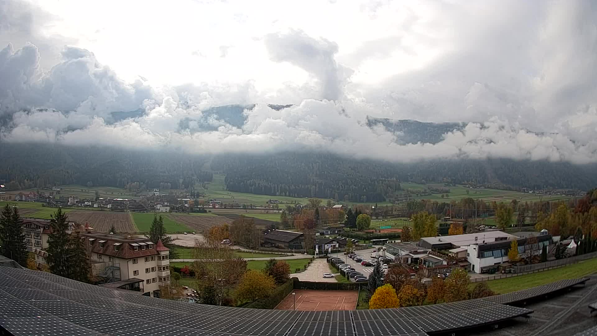 Web kamera Riscone | Hotel Olympia | Pogled na Kronplatz
