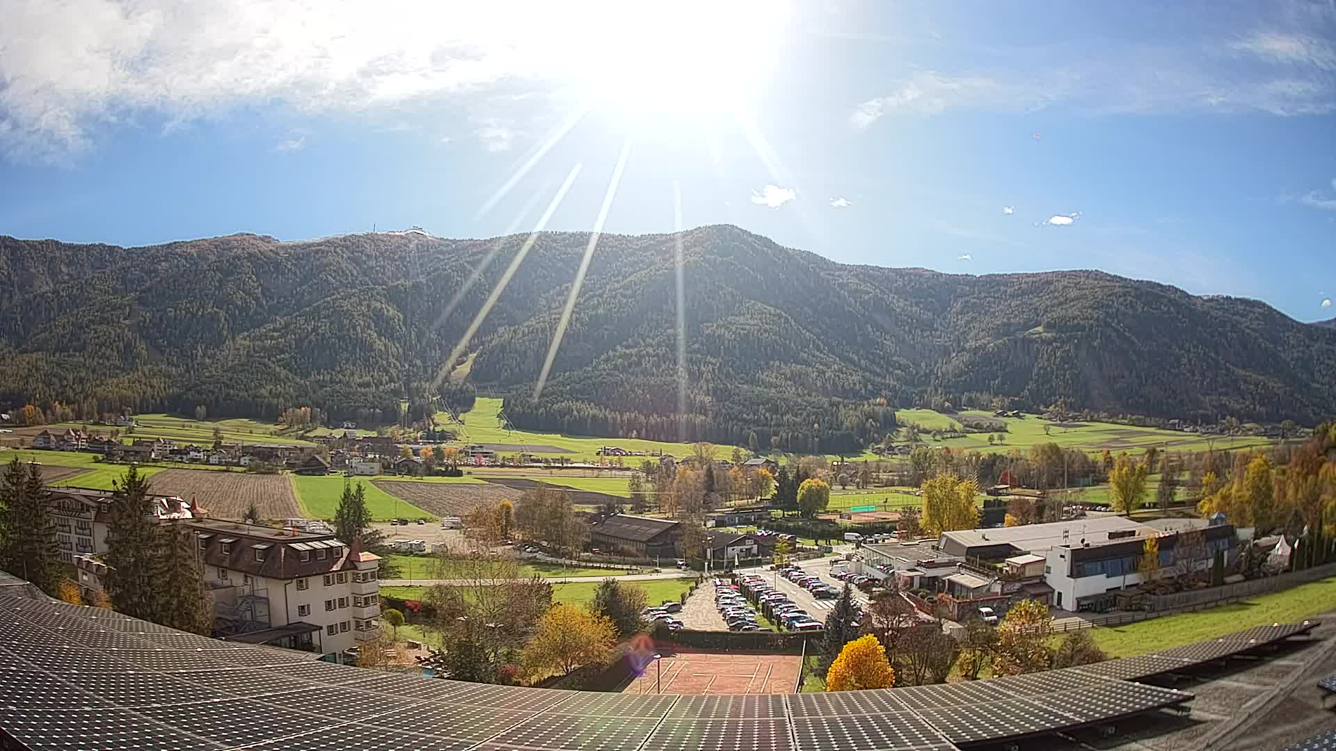 Web kamera Riscone | Hotel Olympia | Pogled na Kronplatz