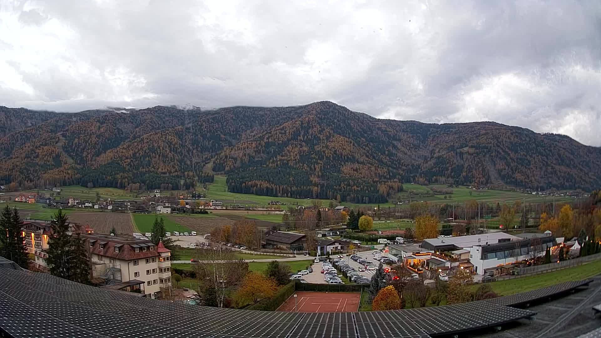 Spletna kamera Riscone | Hotel Olympia | Pogled na Kronplatz