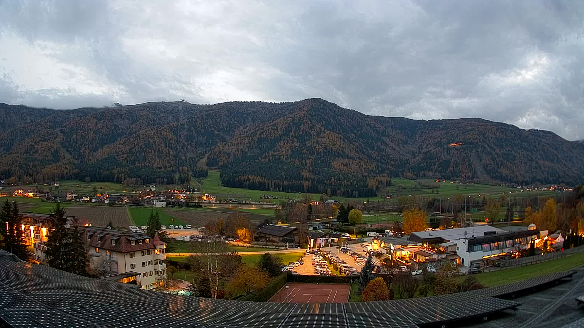 Spletna kamera Riscone | Hotel Olympia | Pogled na Kronplatz