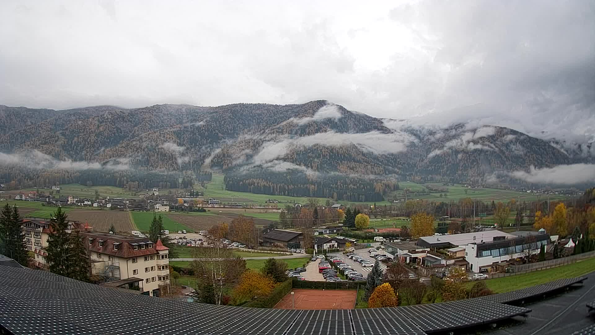 Web kamera Riscone | Hotel Olympia | Pogled na Kronplatz