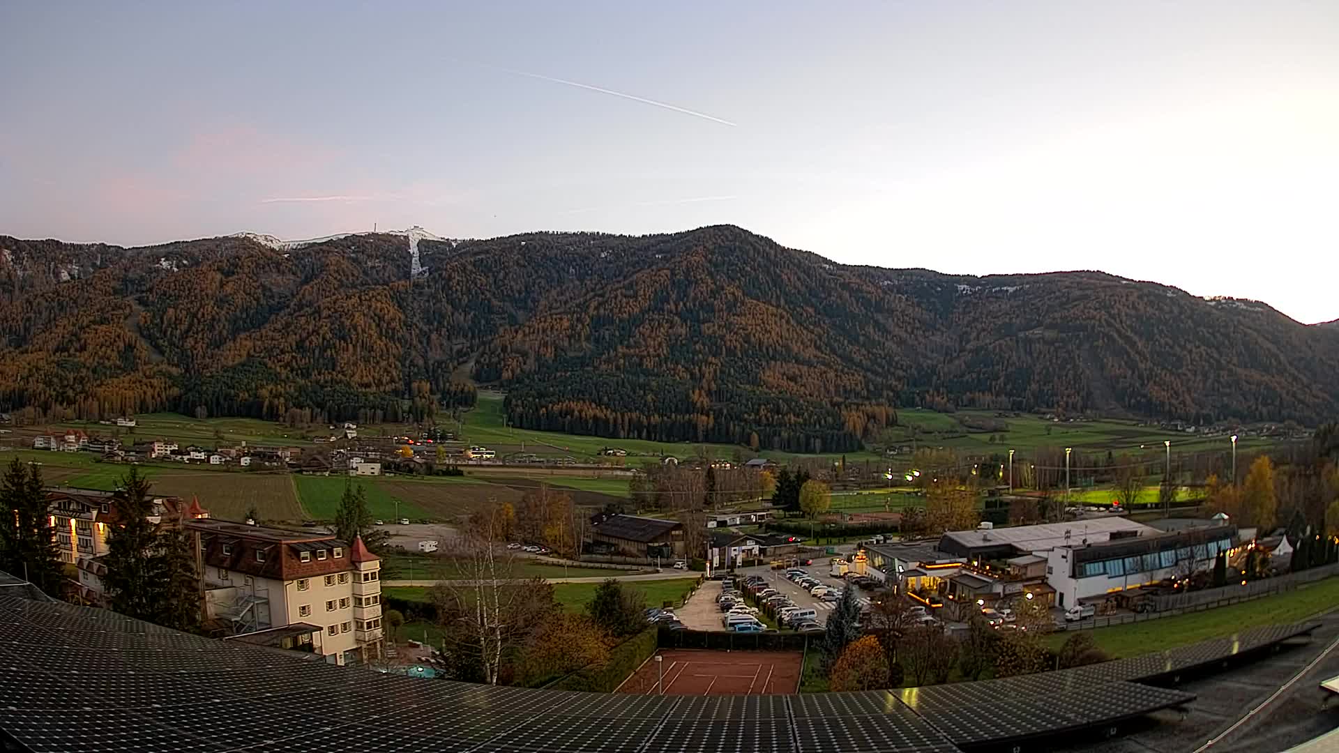 Web kamera Riscone | Hotel Olympia | Pogled na Kronplatz