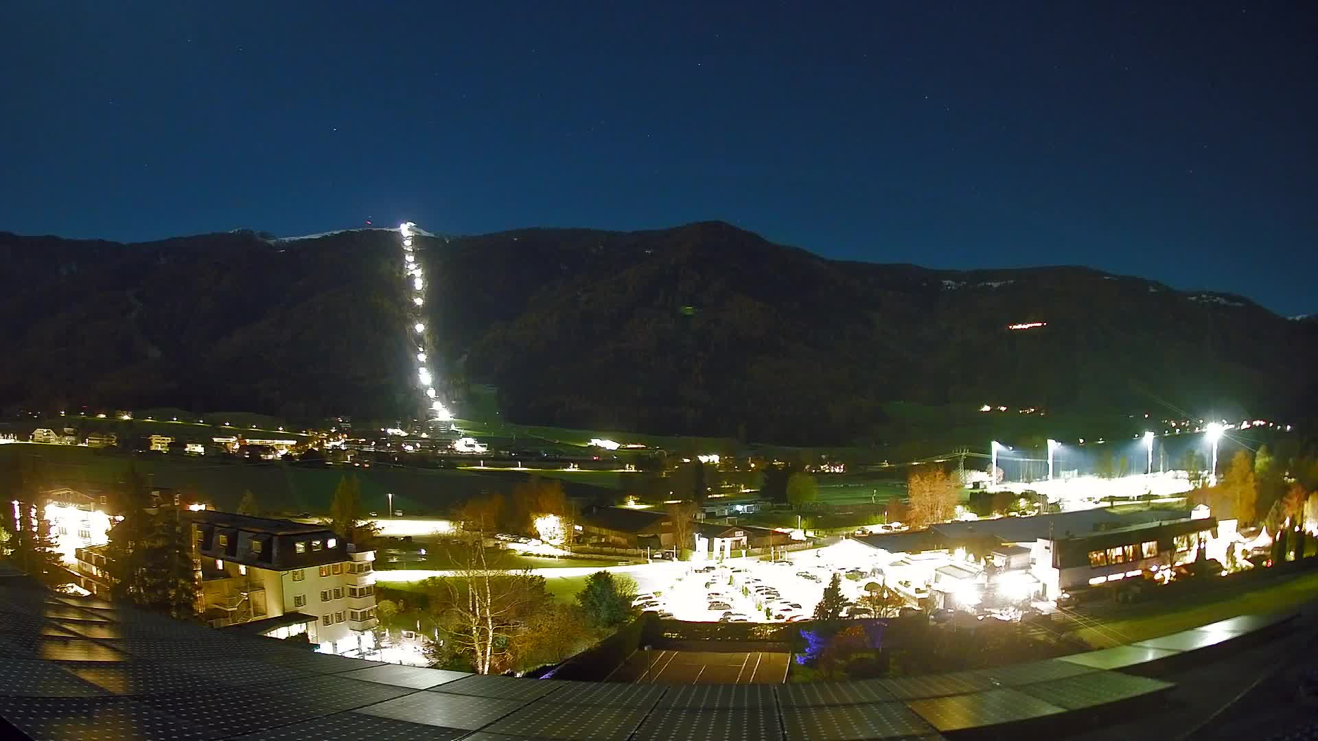 Web kamera Riscone | Hotel Olympia | Pogled na Kronplatz