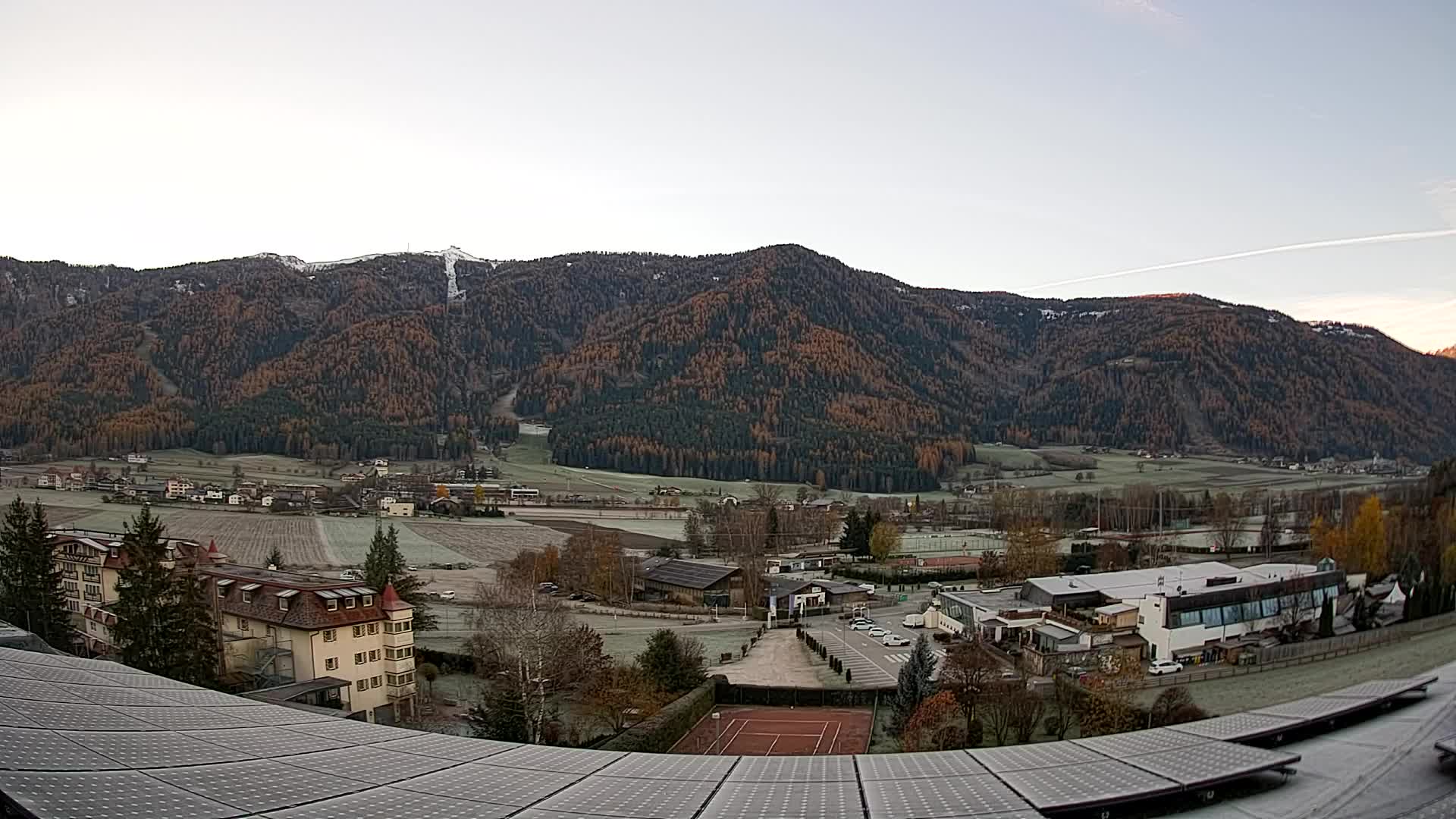 Web kamera Riscone | Hotel Olympia | Pogled na Kronplatz