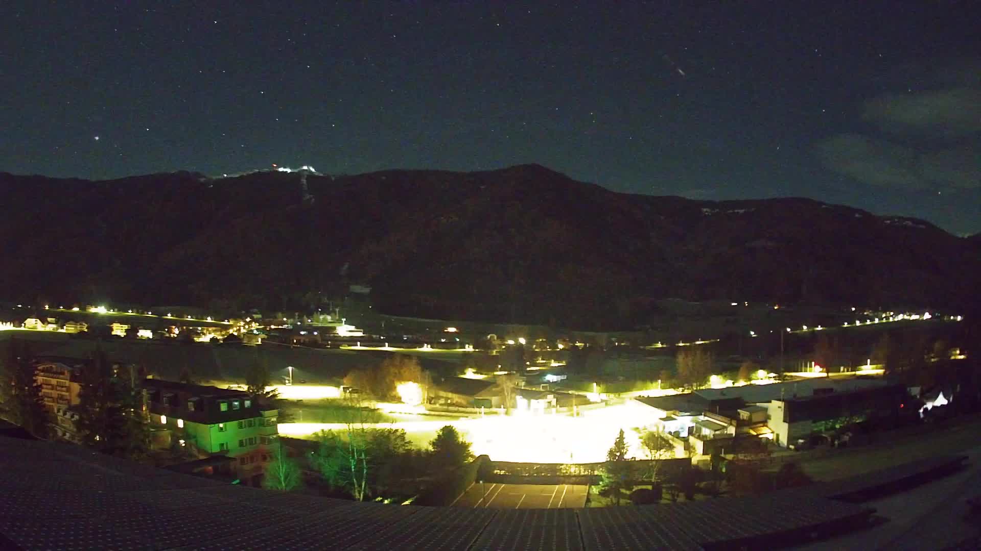 Web kamera Riscone | Hotel Olympia | Pogled na Kronplatz