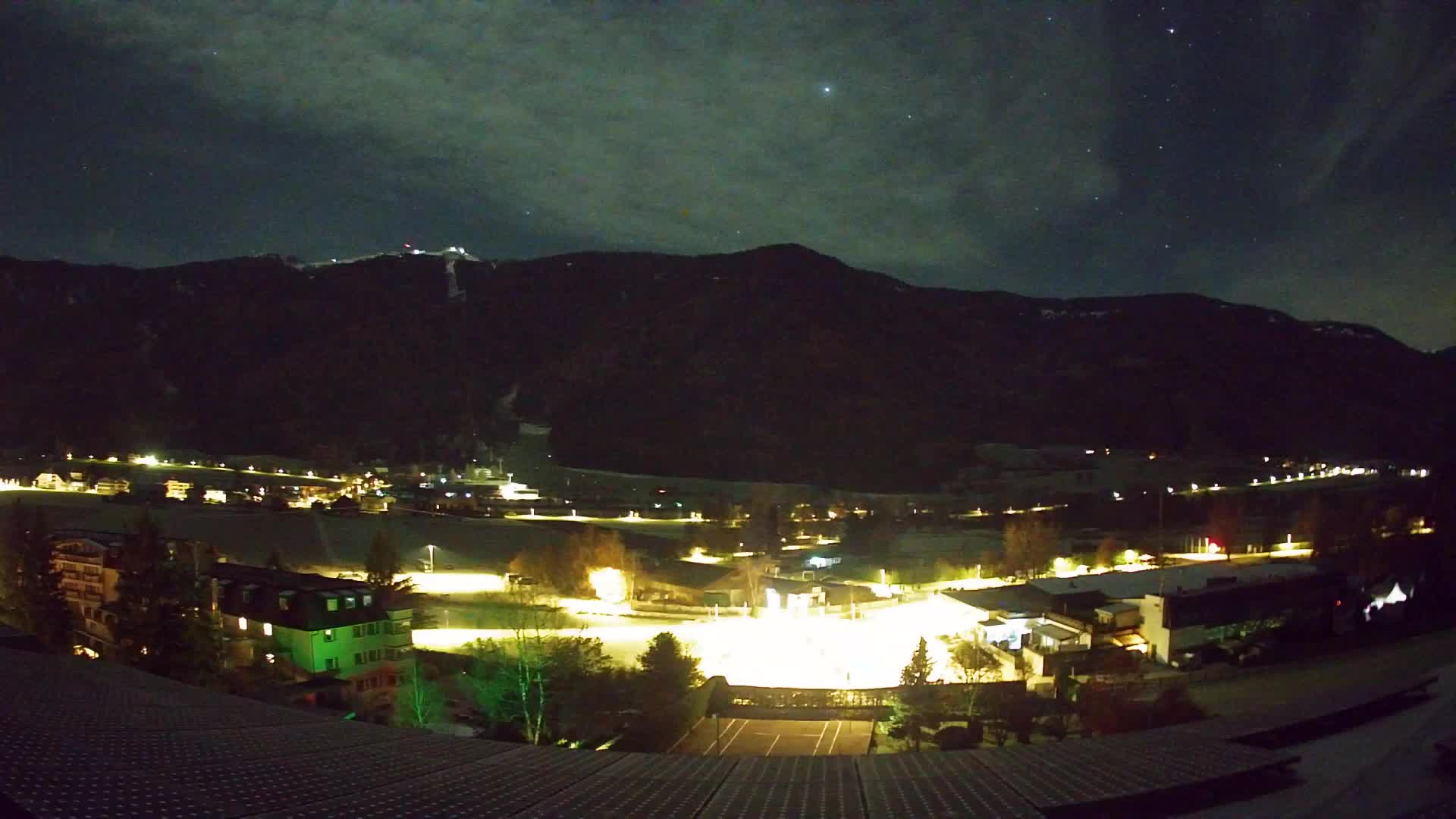 Web kamera Riscone | Hotel Olympia | Pogled na Kronplatz