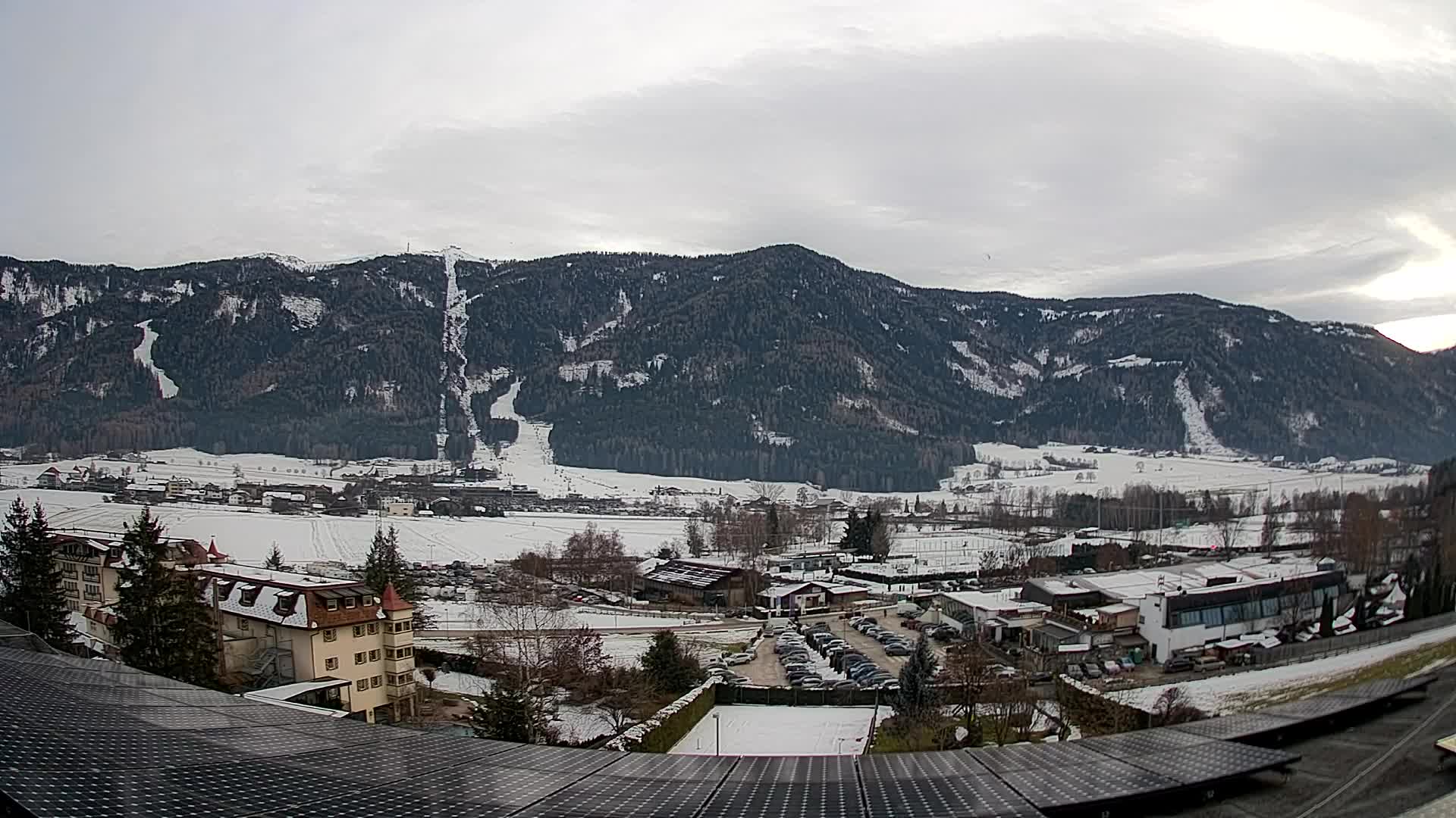 Spletna kamera Riscone | Hotel Olympia | Pogled na Kronplatz