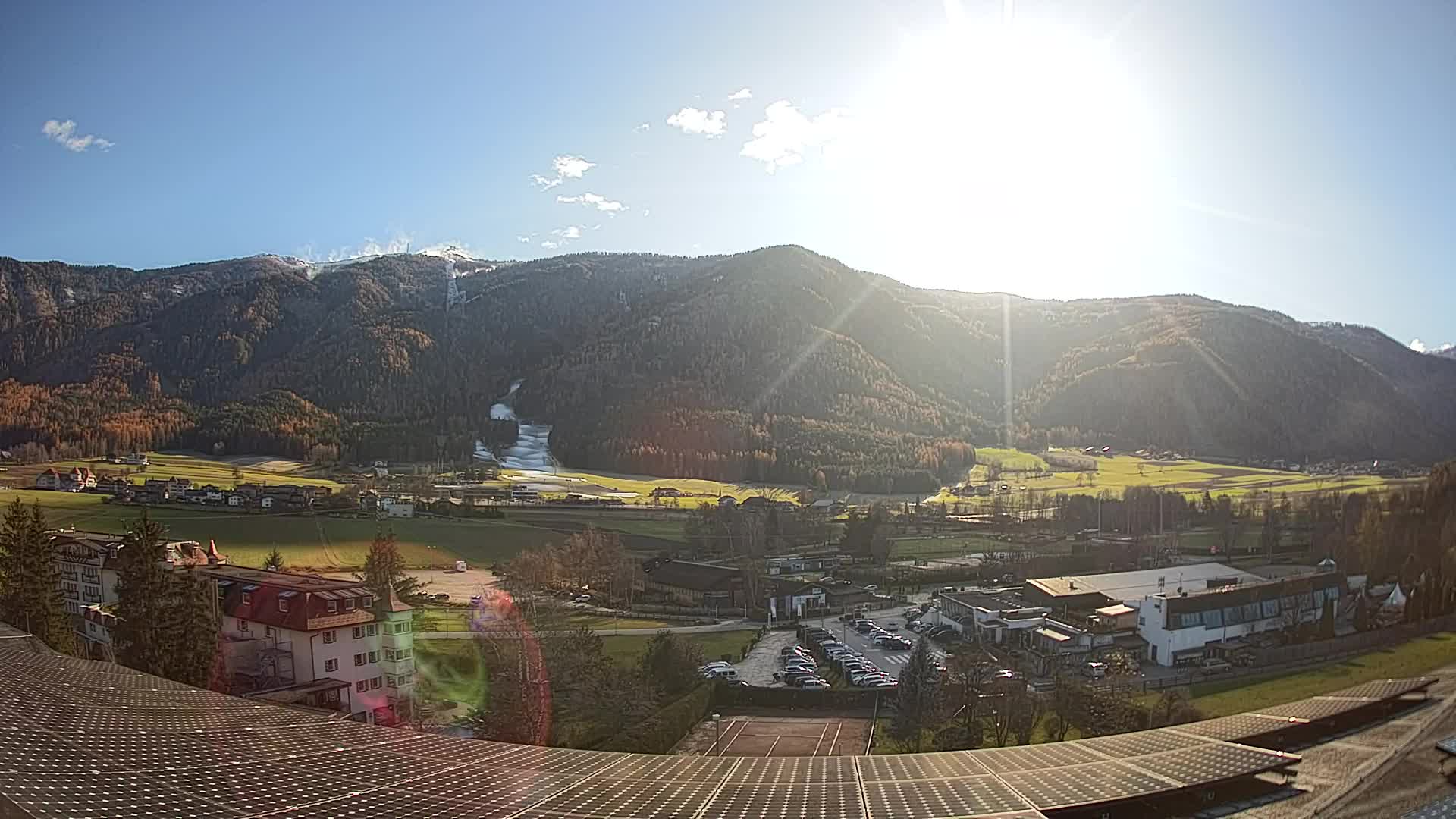 Web kamera Riscone | Hotel Olympia | Pogled na Kronplatz