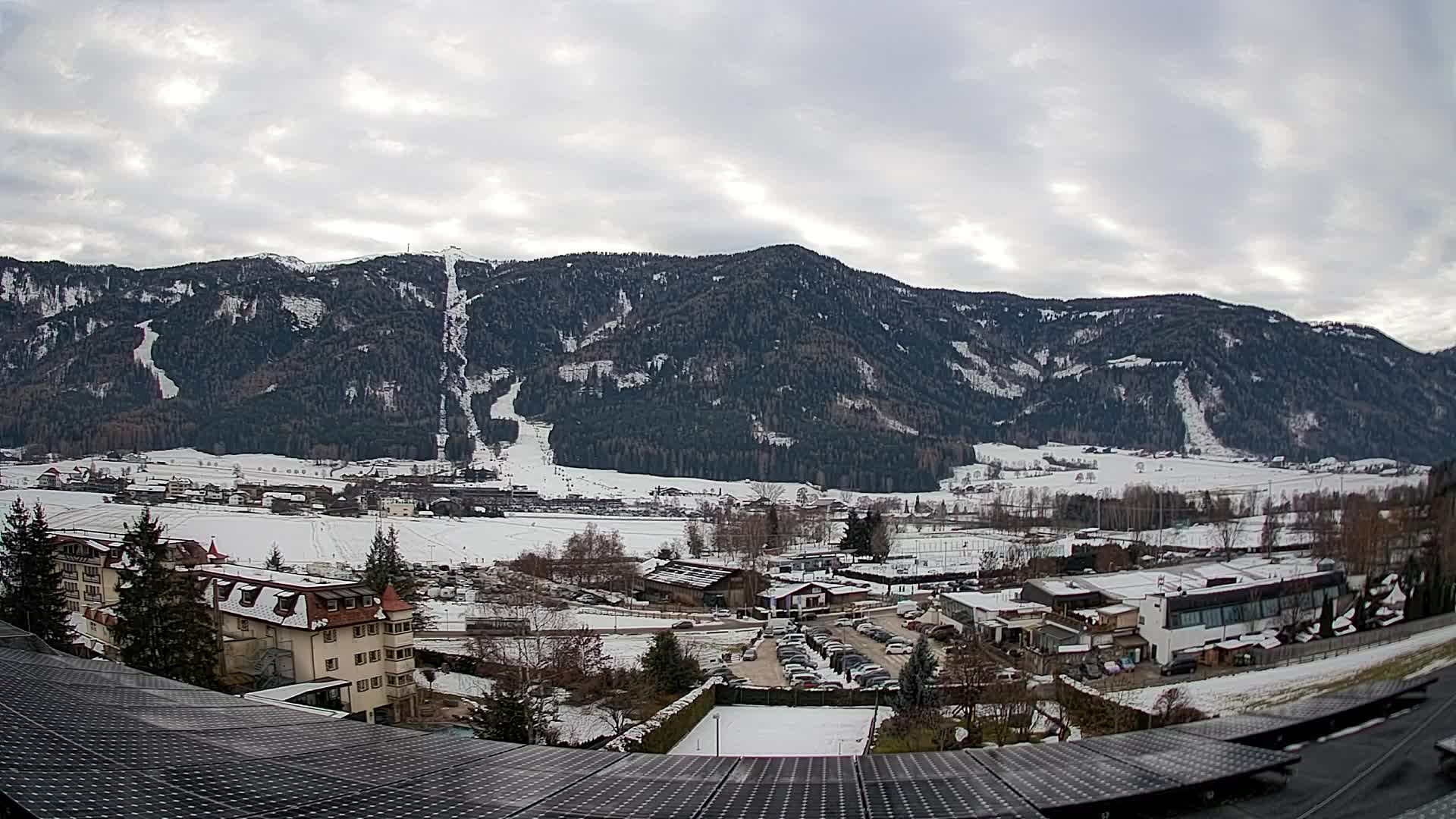Spletna kamera Riscone | Hotel Olympia | Pogled na Kronplatz