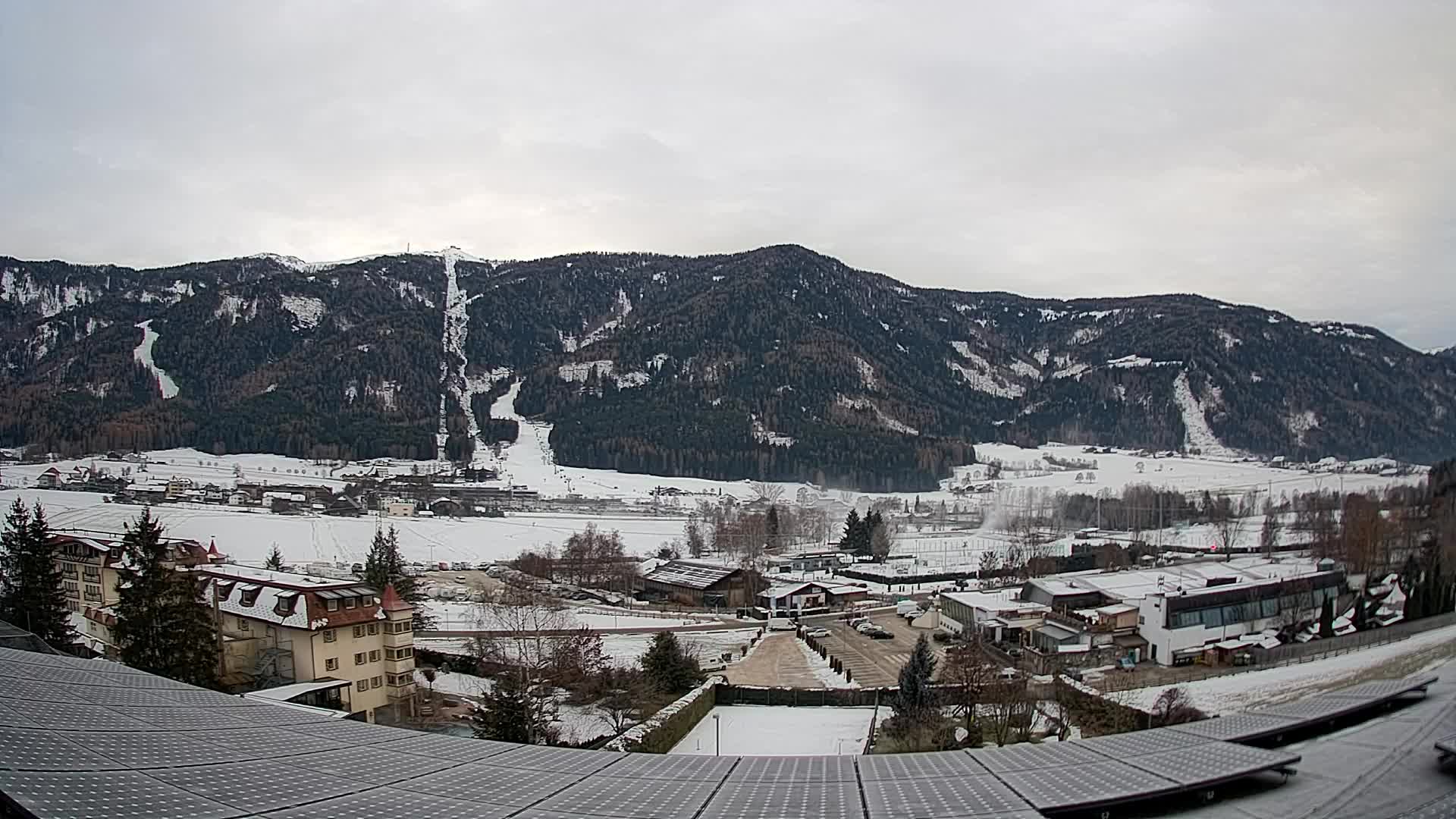 Spletna kamera Riscone | Hotel Olympia | Pogled na Kronplatz