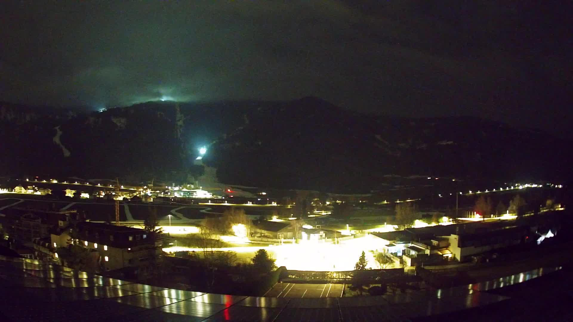 Web kamera Riscone | Hotel Olympia | Pogled na Kronplatz